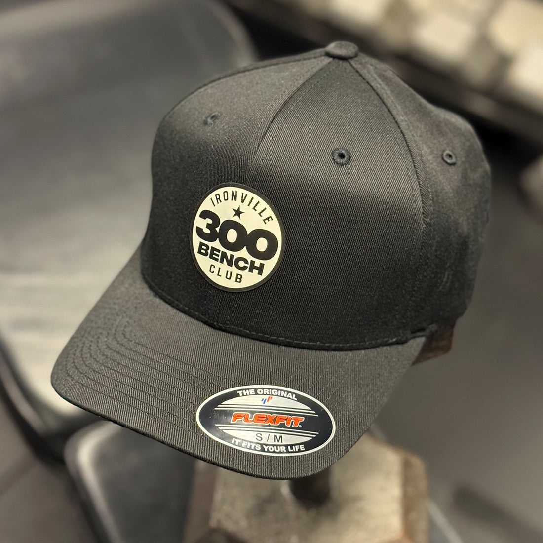 Ironville 300 BENCH CLUB Curved Bill Fitted Flexfit Cap