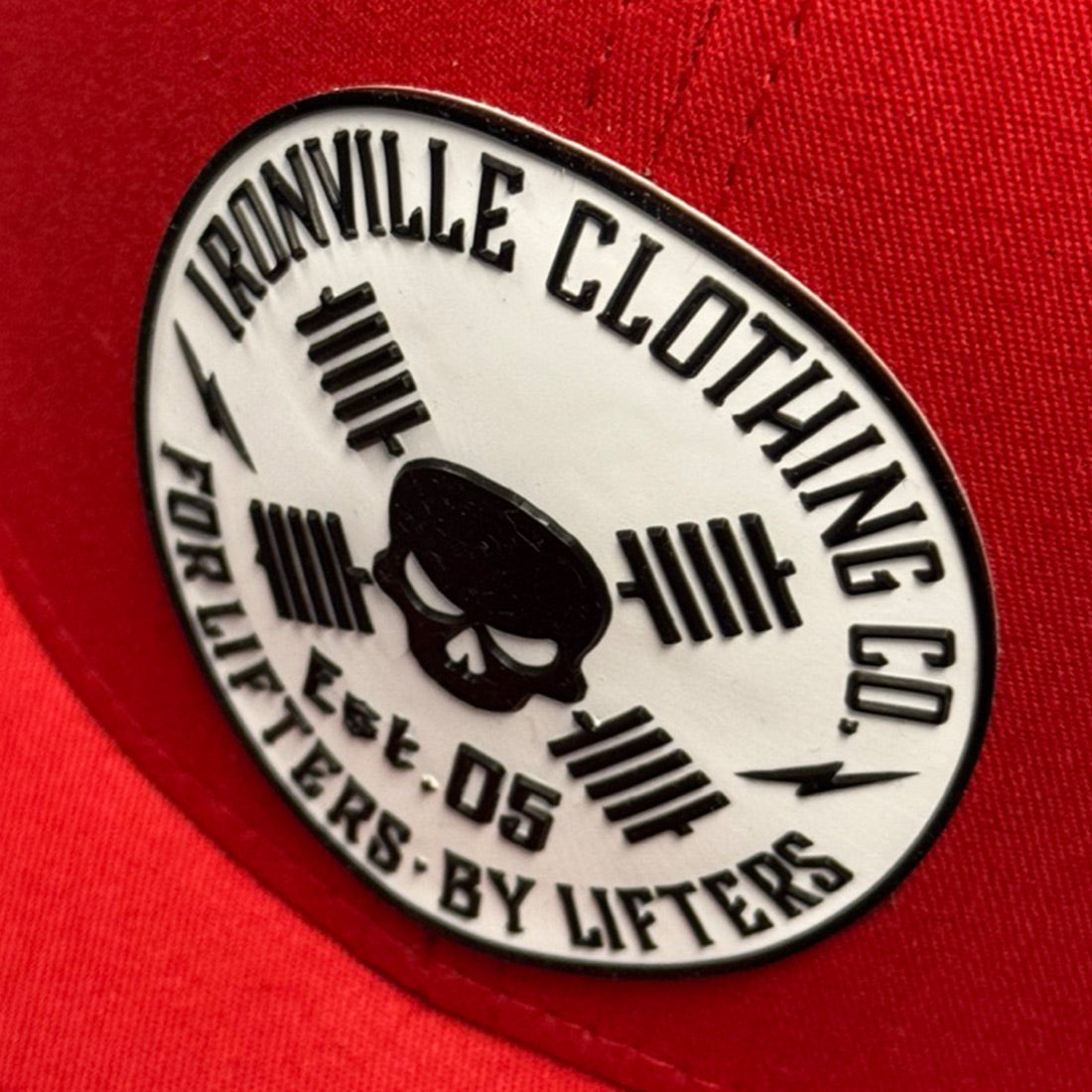 Ironville Crossbones SNAPBACK CAP TRUCKER -Red/Black