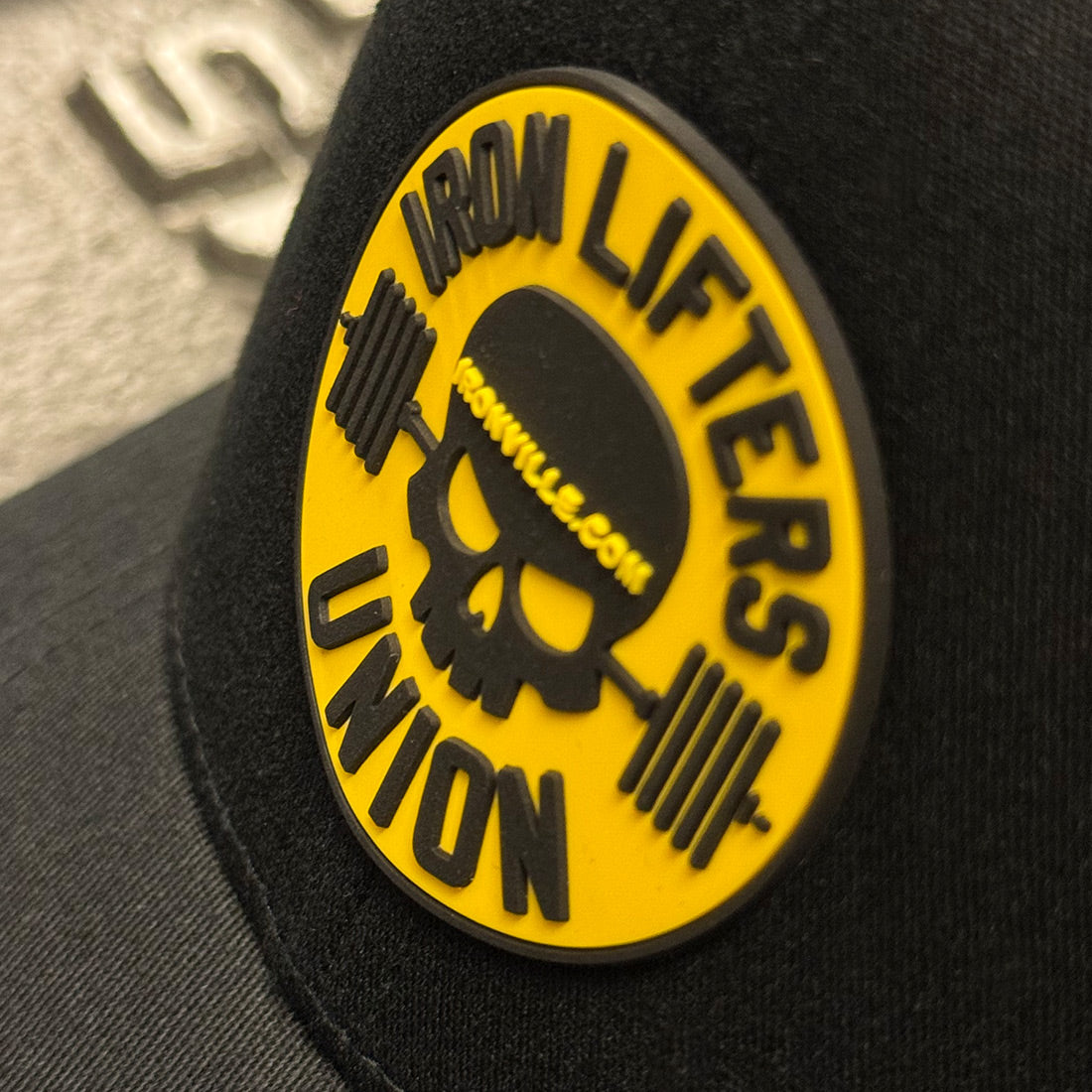 Ironville IRON LIFTERS UNION FLEXFIT Curved Bill Fitted Cap
